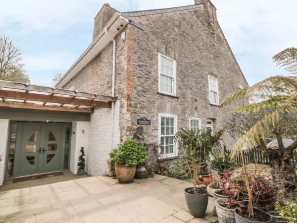 Lower Norton Farmhouse, Dartmouth Image of Lower Norton Farmhouse, Dartmouth