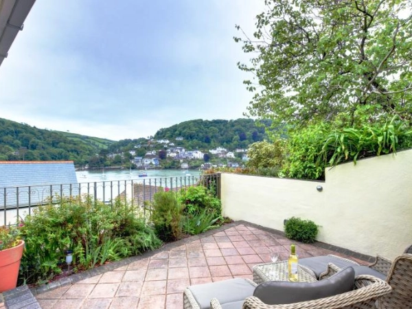 Riversea Cottage, Kingswear Image of Riversea Cottage, Kingswear